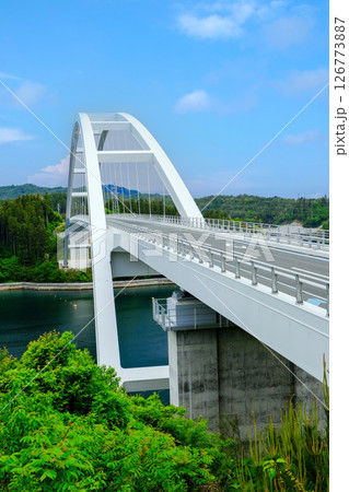 気仙沼大島大橋（縦） 126773887