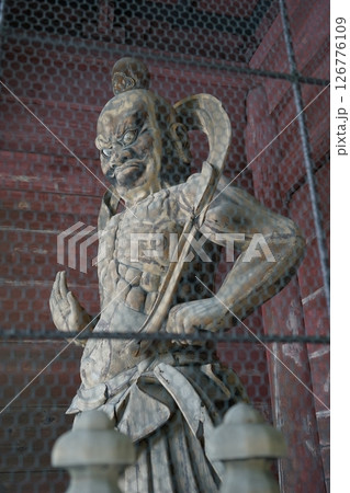 天徳院(珠姫の寺)の仁王像 天徳院(珠姫の寺)の仁王像 126776109