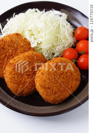 おいしそうなコロッケ 126778316