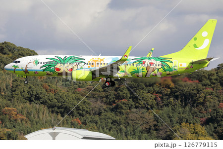 ソラシドエアB737-800福岡空港アプローチ ソラシドエアB737-800福岡空港アプローチ 126779115