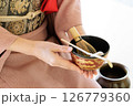 裏千家お点前の所作 126779360