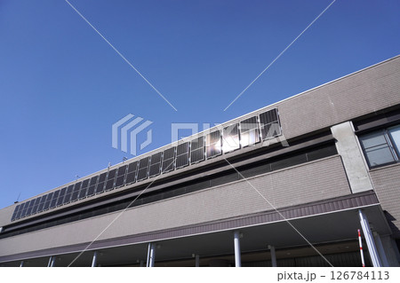 ソーラーパネル(壁面)01 ソーラーパネル(壁面)01 126784113