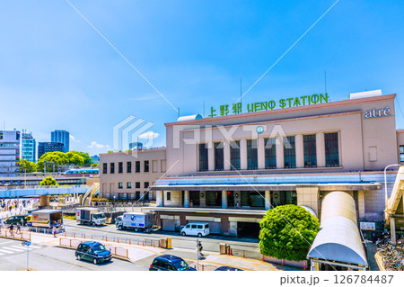 日本の東京都市景観 上野駅や電車などを望む。新時代へ=5月28日 日本の東京都市景観 上野駅や電車などを望む。新時代へ=5月28日 126784487