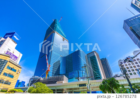 日本の東京都市景観 日本橋や日本橋一丁目の再開発事業などを望む。新時代に… 126785278