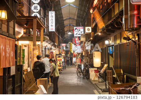 《大阪府》天王寺・飲み屋街 《大阪府》天王寺・飲み屋街 126794183