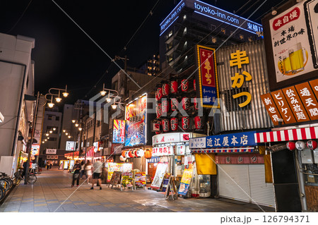《大阪府》通天閣をのぞむ新世界の夜景 《大阪府》通天閣をのぞむ新世界の夜景 126794371