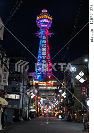 《大阪府》通天閣をのぞむ新世界の夜景 《大阪府》通天閣をのぞむ新世界の夜景 126794378