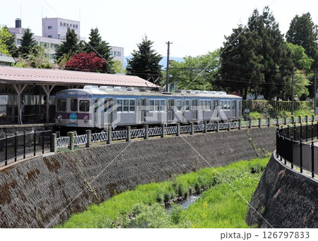 弘南鉄道大鰐線7000系　中央弘前駅　廃止予定線　青森県　弘前市 126797833
