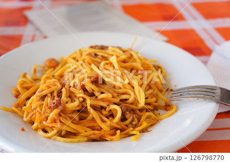 海外のレストランで提供されるスパゲティ 126798770