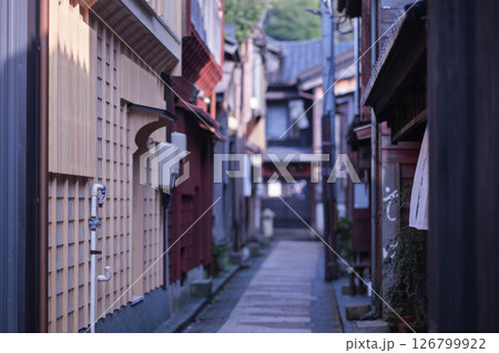 ひがし茶屋街の春景色 ひがし茶屋街の春景色 126799922