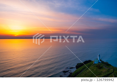 角田岬の夕暮れ 126799942