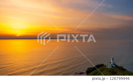 角田岬の夕暮れ 126799946