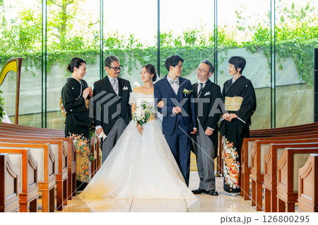 結婚式　家族婚 126800295