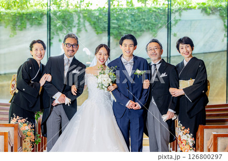 結婚式 家族婚 結婚式 家族婚 126800297