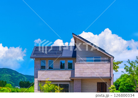 ソーラー発電の新築再エネ住宅 126800334