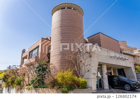 世良美術館（女流画家世良臣絵が開設した美術館）イベント開催　神戸市東灘区御影 126802174