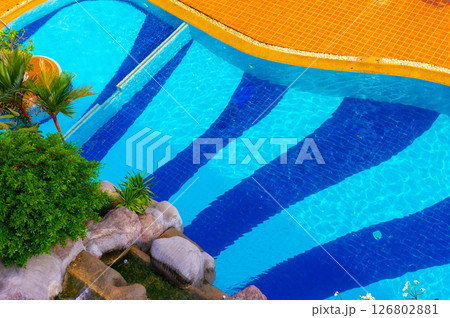 南国のビーチホテル 126802881