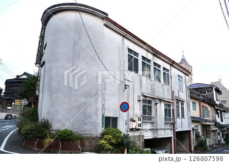 門司港のかつての旧花街にある洋風建築 126807598
