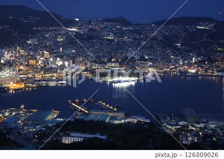 稲佐山からの長崎夜景 稲佐山からの長崎夜景 126809026