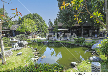 台湾 檜意森活村　日本統治時代の日本木造家屋を復元した日本庭園 126811332