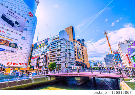 日本の横浜都市景観6月1日。横浜駅前・横浜ビブレや南幸橋などを望む=令和7年 日本の横浜都市景観6月1日。横浜駅前・横浜ビブレや南幸橋などを望む=令和7年 126813867