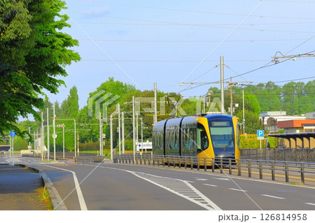 ライトラインと飛山城跡駅周辺の景観 宇都宮ライトレール ライトラインと飛山城跡駅周辺の景観 宇都宮ライトレール 126814958