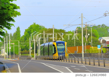 ライトラインと飛山城跡駅周辺の景観　宇都宮ライトレール 126814960