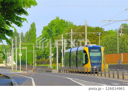ライトラインと飛山城跡駅周辺の景観　宇都宮ライトレール 126814961