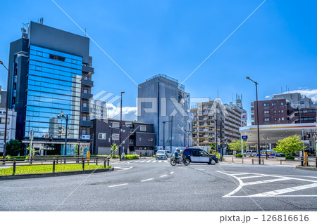 東京都目黒区の都市風景 山手通り 東大裏 東京都目黒区の都市風景 山手通り 東大裏 126816616