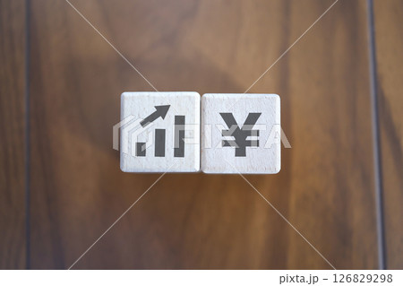 上昇のグラフと日本円記号 上昇のグラフと日本円記号 126829298