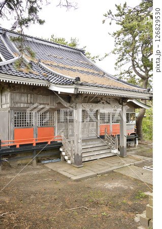春の北海道函館市で石崎八幡神社境内の風景を撮影 春の北海道函館市で石崎八幡神社境内の風景を撮影 126829530