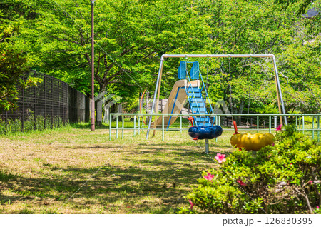琵琶湖疏水　疏水沿いの公園　封ジ山北児童公園　京都市 126830395