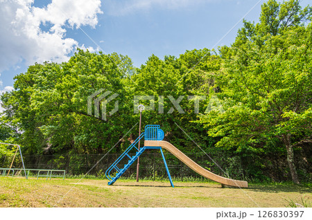 琵琶湖疏水　疏水沿いの公園　封ジ山北児童公園　京都市 126830397
