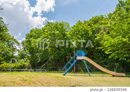 琵琶湖疏水　疏水沿いの公園　封ジ山北児童公園　京都市 126830398