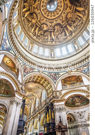 St. Paul's Interior Dome 126830947