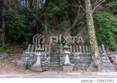 境内風景「豊かな田園風景の中にある神社と桜風景」(瀬田神社)大津町瀬田 境内風景「豊かな田園風景の中にある神社と桜風景」(瀬田神社)大津町瀬田 126831563