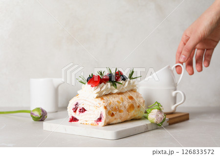 Meringue roll, concept of tasty and delicious food Meringue roll, concept of tasty and delicious food 126833572