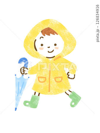 閉じた傘を持ってカッパを着て歩いている男の子のイラスト 126834916