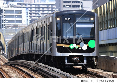 【Osaka Metro】30000A系(中央線:九条駅) 【Osaka Metro】30000A系(中央線:九条駅) 126835496