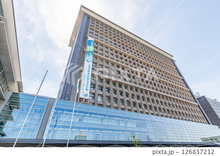 岐阜県岐阜市　新しく建て替えられた岐阜県庁 126837212