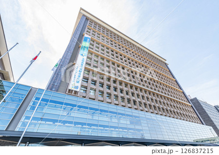 岐阜県岐阜市　新しく建て替えられた岐阜県庁 126837215