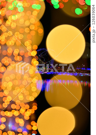 クリスマスイルミネーション 126839064