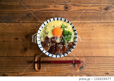 漬けマグロオクラとろろ丼 126839477