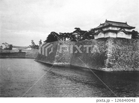明治時代の日本　大阪城 126840048