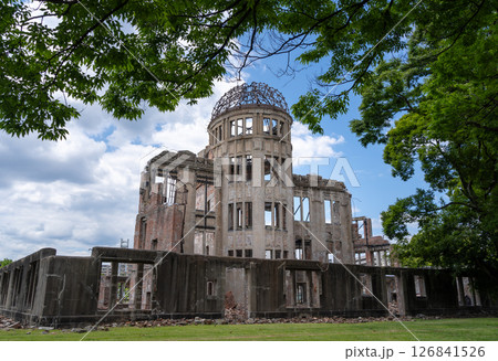 Genbaku Dome ruins at Hiroshima Peace Memorial, Japan 126841526