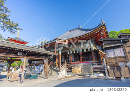 中山寺　本堂と多宝塔（兵庫県宝塚市） 126842230
