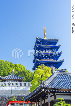 中山寺　五重塔（兵庫県宝塚市） 126842283