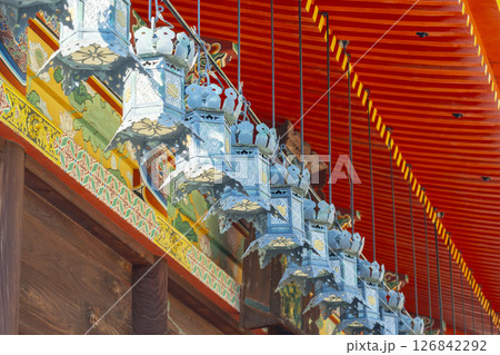 中山寺　本堂（兵庫県宝塚市） 126842292