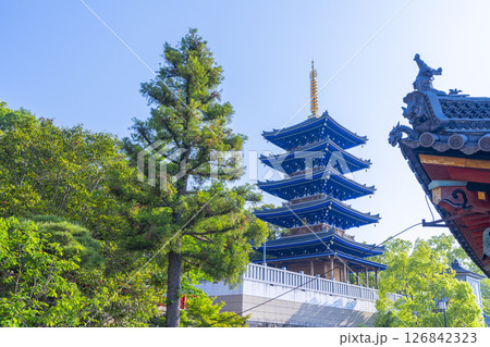 中山寺　五重塔（兵庫県宝塚市） 126842323