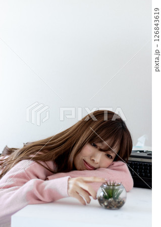 もらったギフトがうれしい 126843619